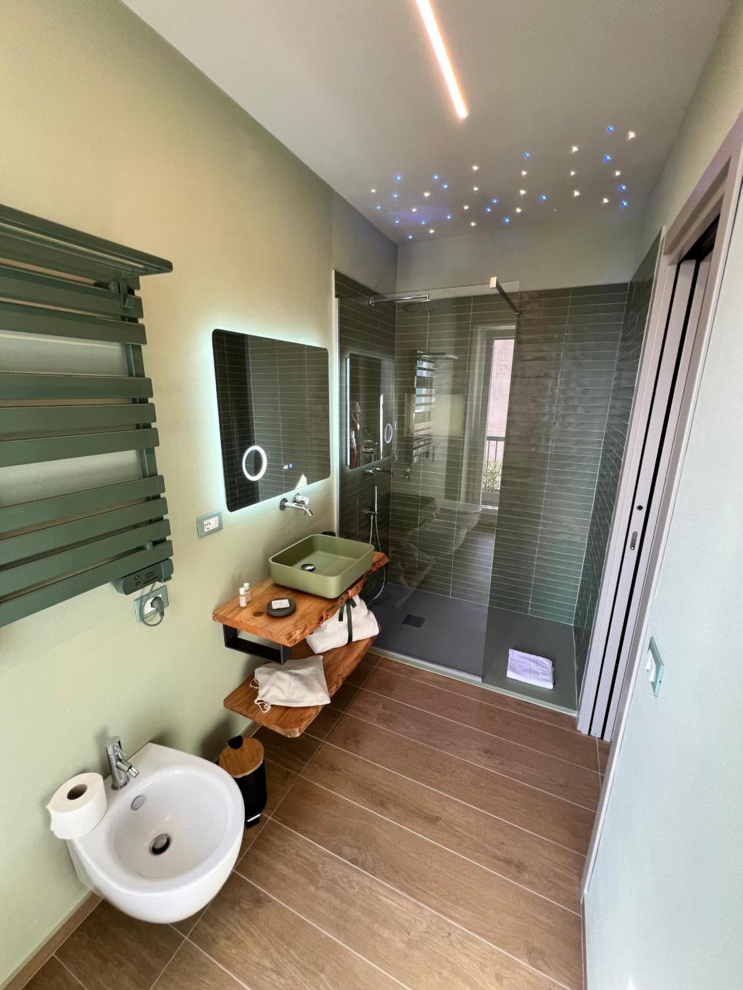 Luci Sul Mare -Boutique Rooms Фоллоника Экстерьер фото