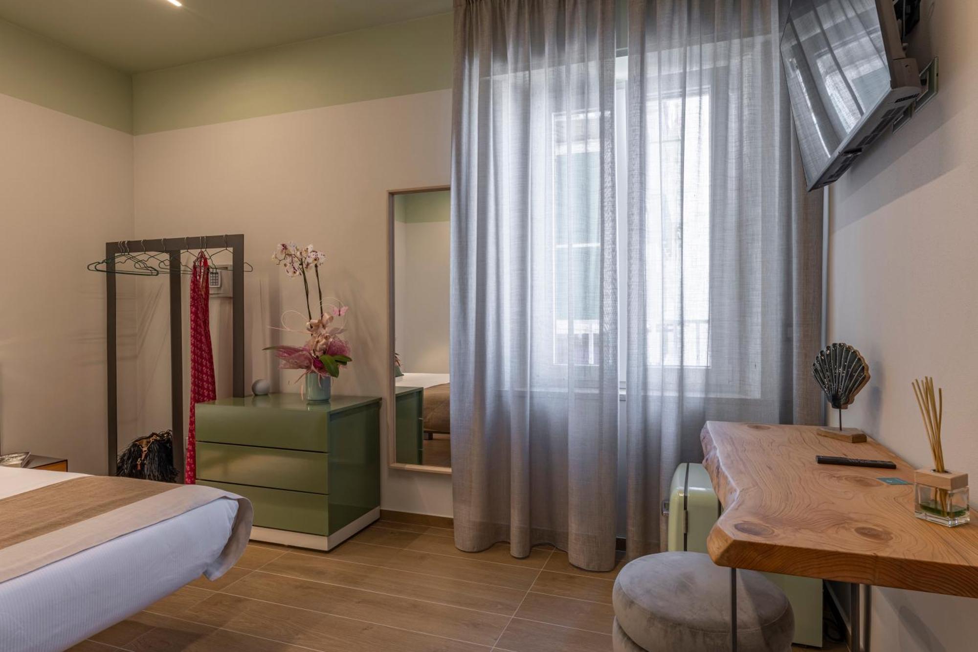 Luci Sul Mare -Boutique Rooms Фоллоника Экстерьер фото