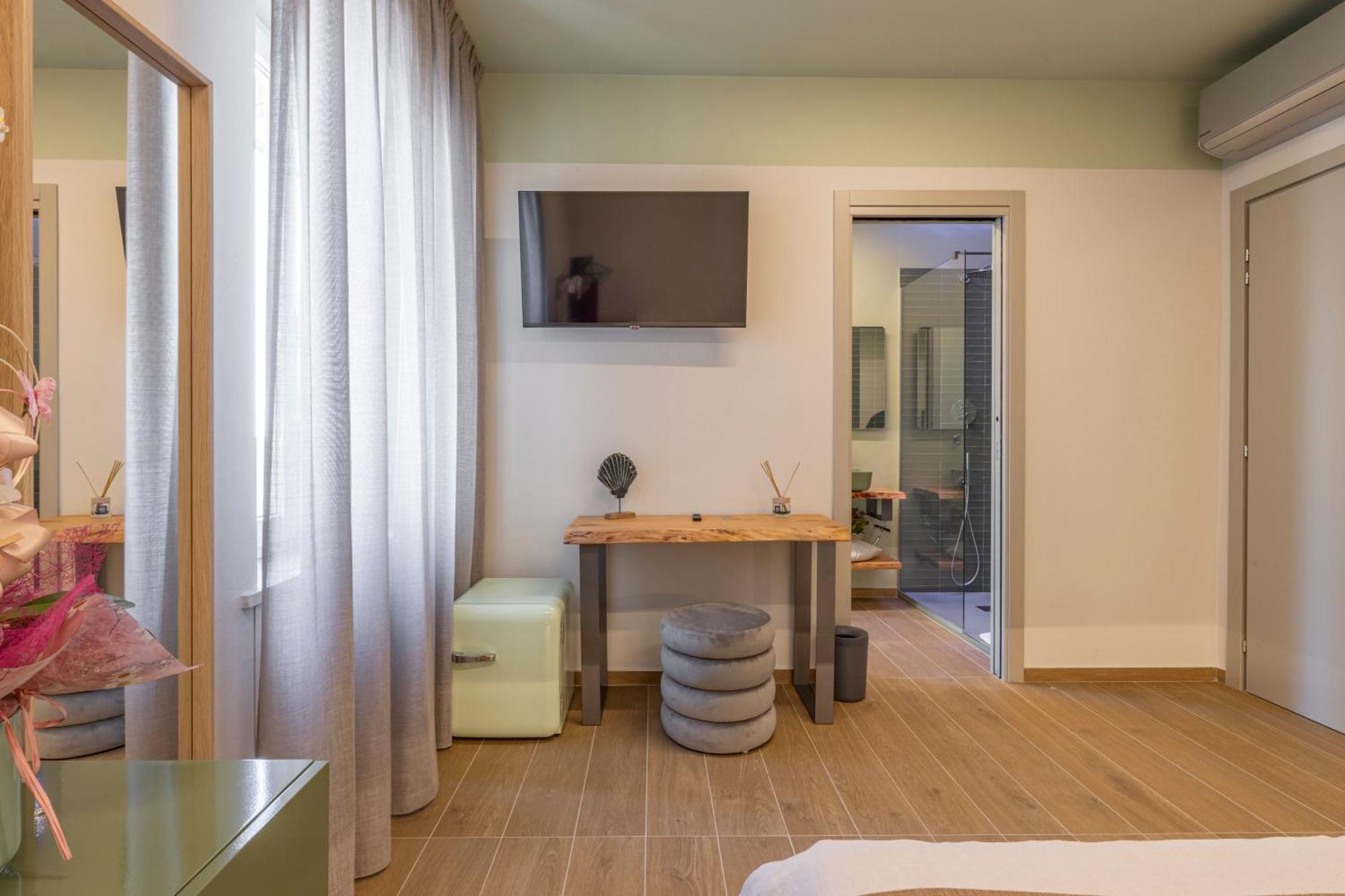 Luci Sul Mare -Boutique Rooms Фоллоника Экстерьер фото
