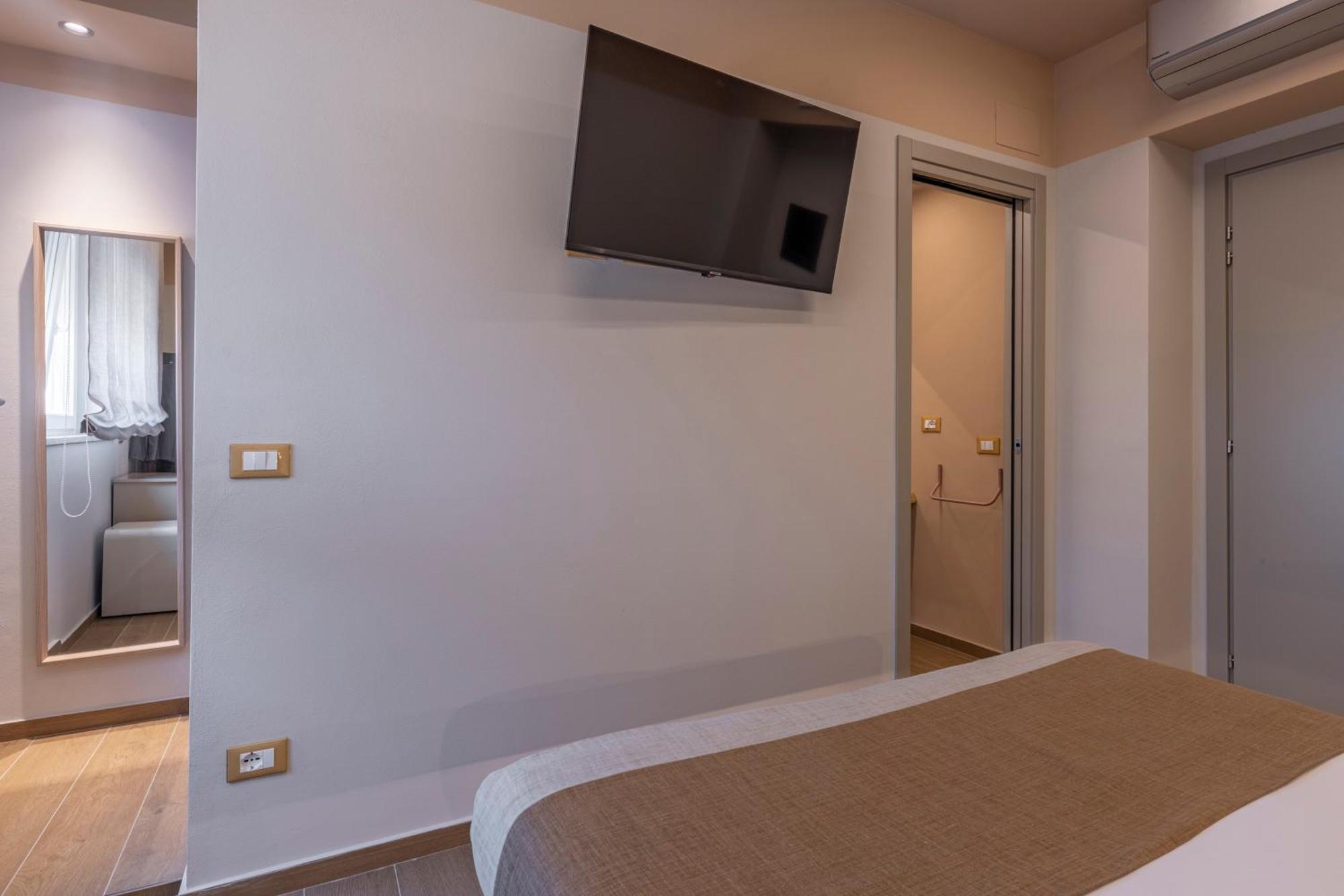 Luci Sul Mare -Boutique Rooms Фоллоника Экстерьер фото